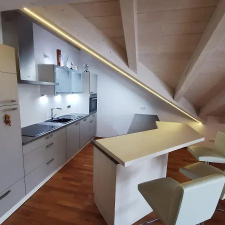 Sonnenschein Apartamento Rieden